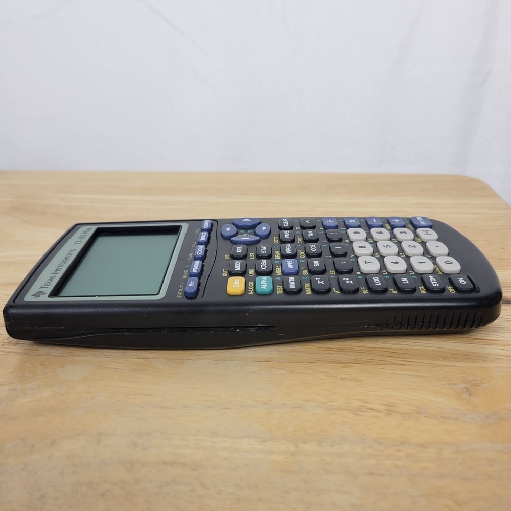 Texas Instruments TI-83 Plus Graphing Calculator Tested Works Case Included - Picture 8 of 13